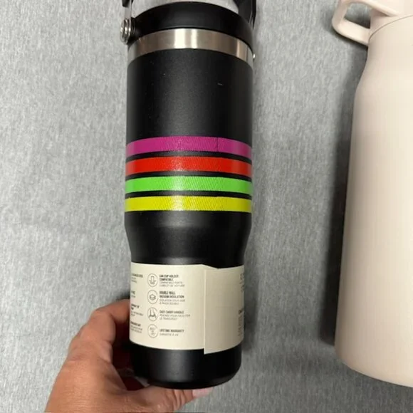 Stanley Flip Straw 30oz and Simple Modern Mesa 34oz - BUNDLE - Picture 3 of 10